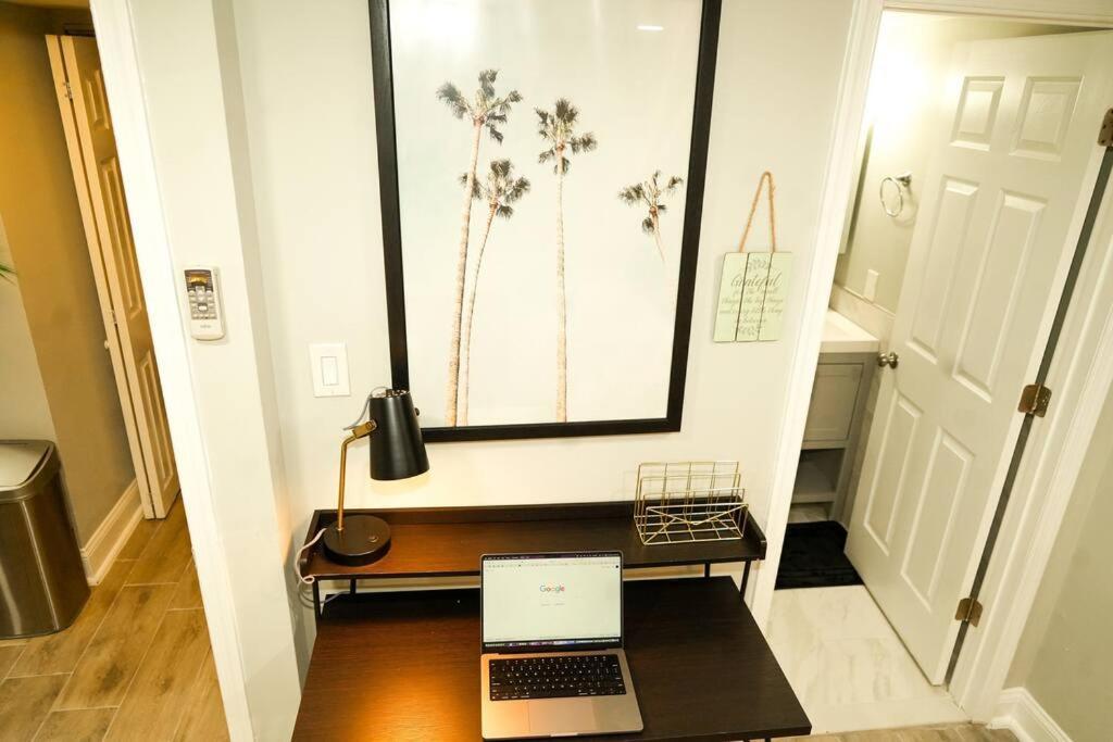 Modern 1br Unit With Free Parking Walk To Metro *